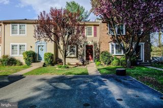 9802 GABON CT, Burke, VA 22015