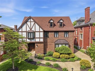 6411 Bartlett Street, Squirrel Hill, PA 15217