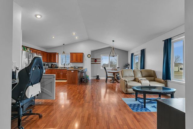 1213 15th Street S, Sartell, MN 56377