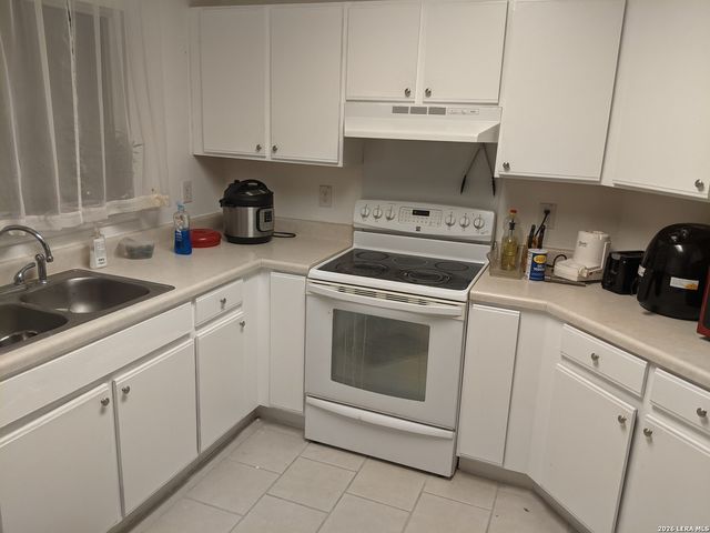 19 Fannin Post, San Antonio, TX 78240