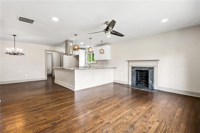664 Florence, Atlanta, GA 30318