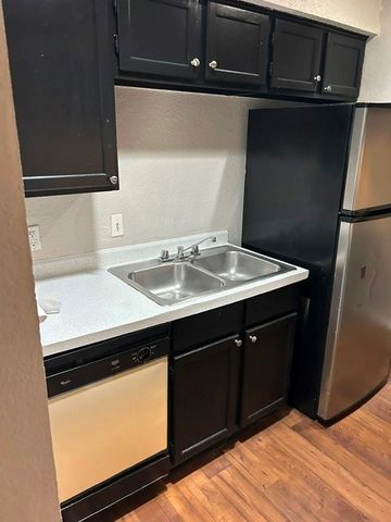 2001 Wesley Drive Apt A, Arlington, TX 76012