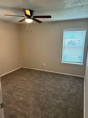 2001 Wesley Drive Apt A, Arlington, TX 76012