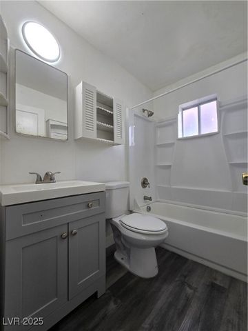 432 15th Street B, Las Vegas, NV 89101