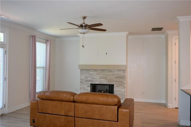1758 Glenview Park Circle NE, Duluth, GA 30097