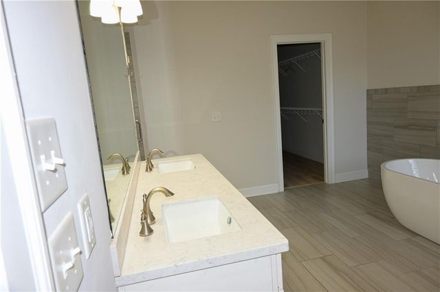 1758 Glenview Park Circle NE, Duluth, GA 30097
