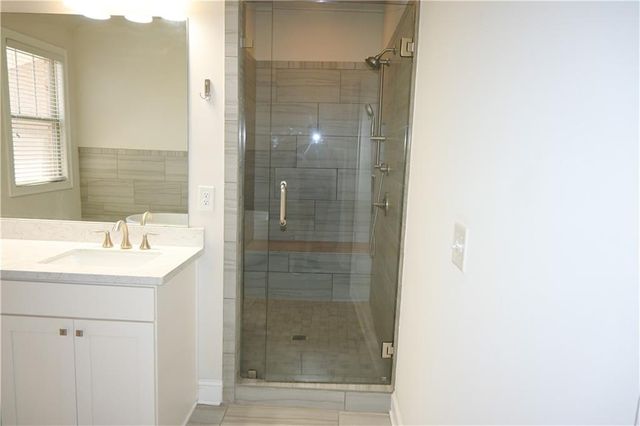 1758 Glenview Park Circle NE, Duluth, GA 30097