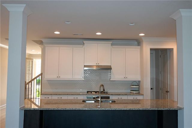 1758 Glenview Park Circle NE, Duluth, GA 30097