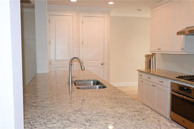 1758 Glenview Park Circle NE, Duluth, GA 30097