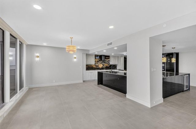 100 Lakeshore Drive 1755, North Palm Beach, FL 33408