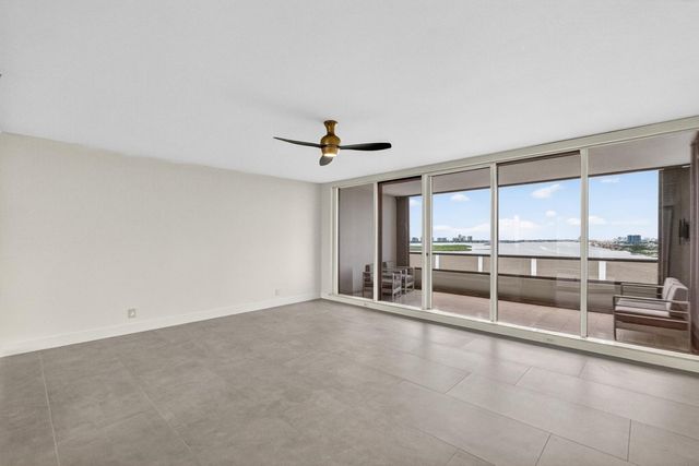 100 Lakeshore Drive 1755, North Palm Beach, FL 33408