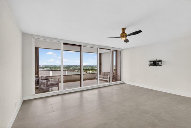 100 Lakeshore Drive 1755, North Palm Beach, FL 33408