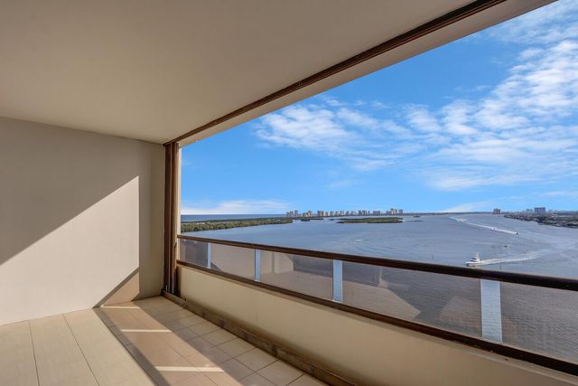 100 Lakeshore Drive 1755, North Palm Beach, FL 33408