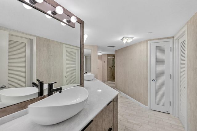 100 Lakeshore Drive 1755, North Palm Beach, FL 33408