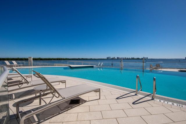 100 Lakeshore Drive 1755, North Palm Beach, FL 33408