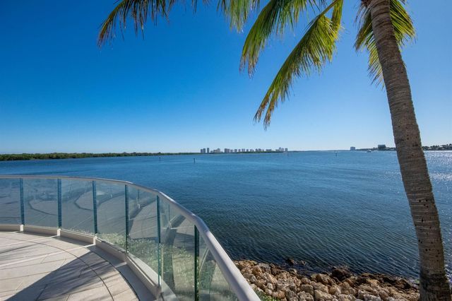 100 Lakeshore Drive 1755, North Palm Beach, FL 33408