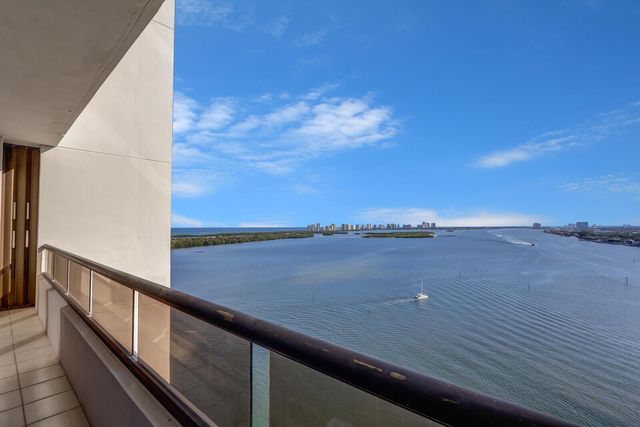 100 Lakeshore Drive 1755, North Palm Beach, FL 33408