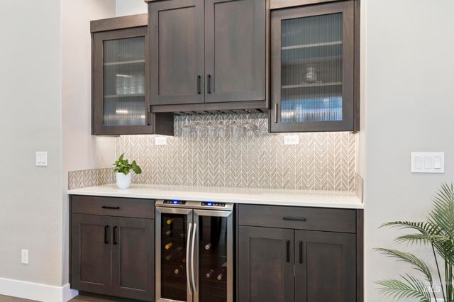 6235 N Bernacchi Lane, Meridian, ID 83646