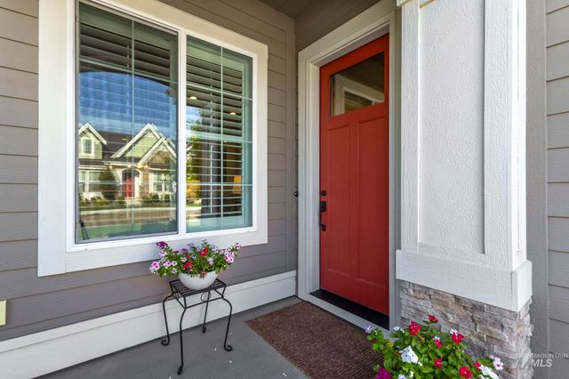 6235 N Bernacchi Lane, Meridian, ID 83646