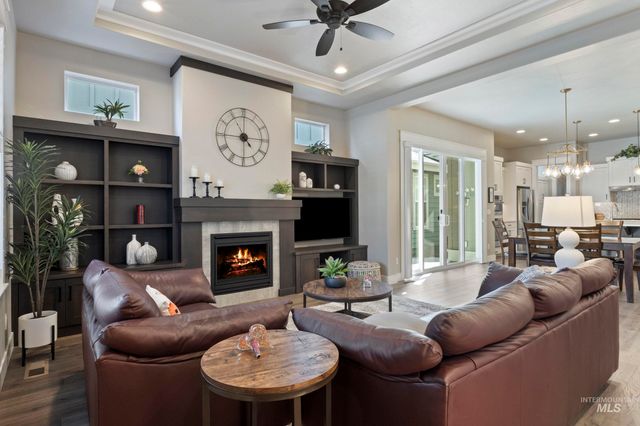 6235 N Bernacchi Lane, Meridian, ID 83646