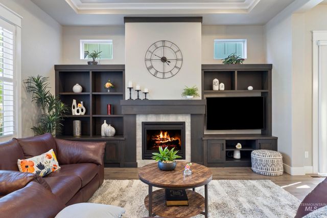 6235 N Bernacchi Lane, Meridian, ID 83646