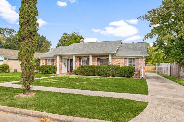 6606 Dusty Dawn Drive, Houston, TX 77086