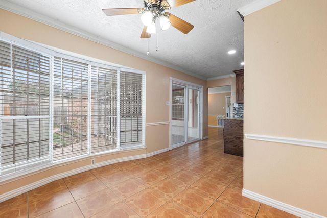 6606 Dusty Dawn Drive, Houston, TX 77086