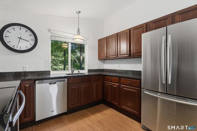 4 Beach Road, Danbury, CT 06811