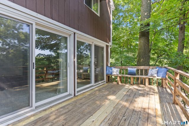 4 Beach Road, Danbury, CT 06811