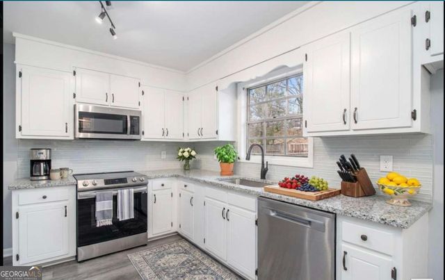 3862 Northstrand Drive, Decatur, GA 30035