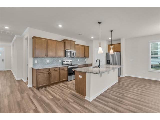 2037 Halton Oaks Drive, Spartanburg, SC 29303