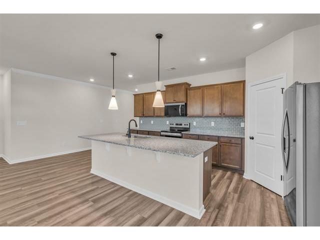 2037 Halton Oaks Drive, Spartanburg, SC 29303