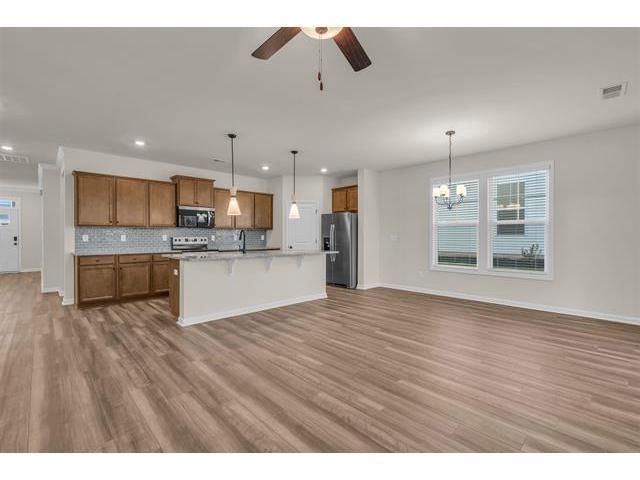 2037 Halton Oaks Drive, Spartanburg, SC 29303