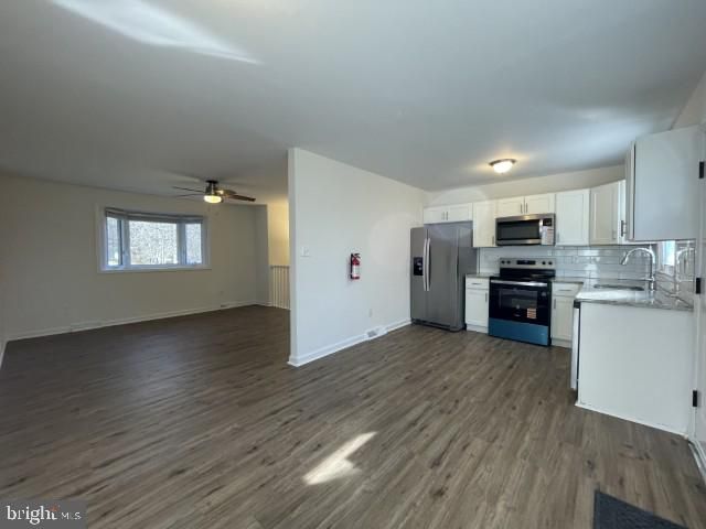 804 PINE AVE, Clayton, NJ 08312