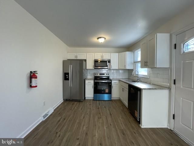 804 PINE AVE, Clayton, NJ 08312