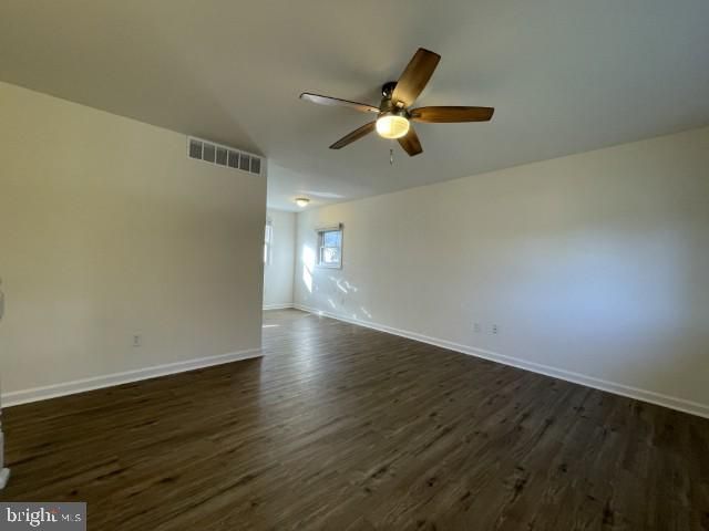 804 PINE AVE, Clayton, NJ 08312