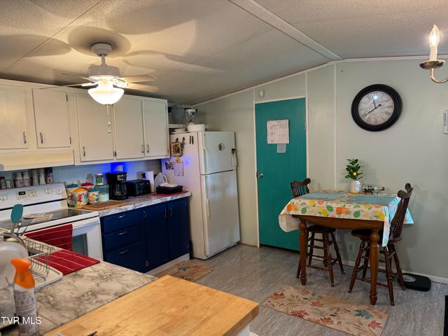 952 Morning Star Road, Church Hill, TN 37642