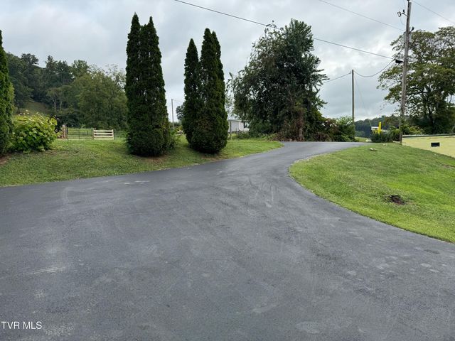 952 Morning Star Road, Church Hill, TN 37642