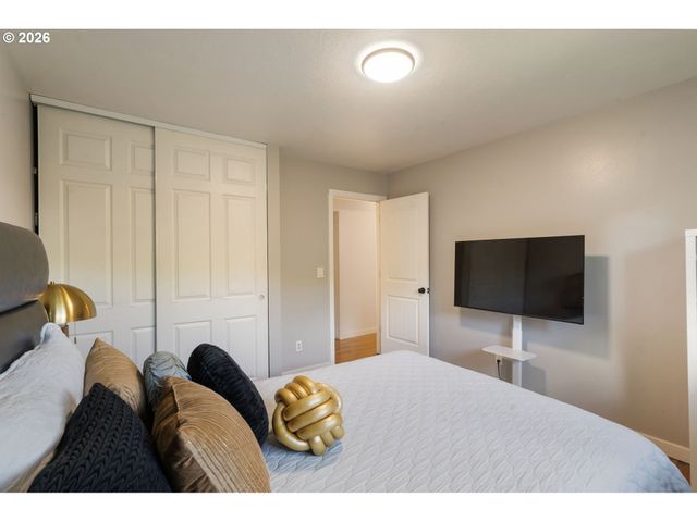 5630 Ne CHURCH St, Portland, OR 97218
