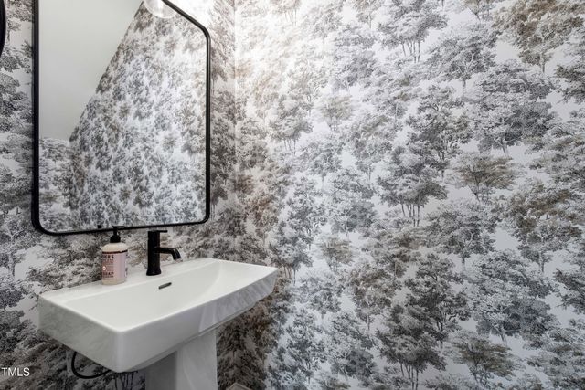 5705 Parker Pines Court, Raleigh, NC 27609