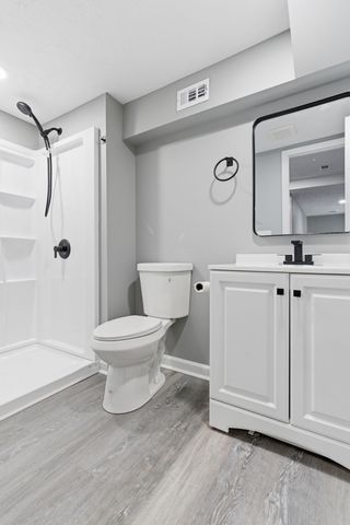 5015 Bonnahill Dr, Hermitage, TN 37076