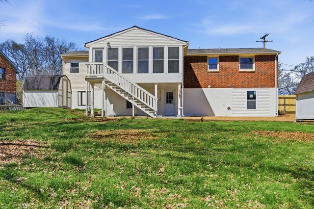 5015 Bonnahill Dr, Hermitage, TN 37076