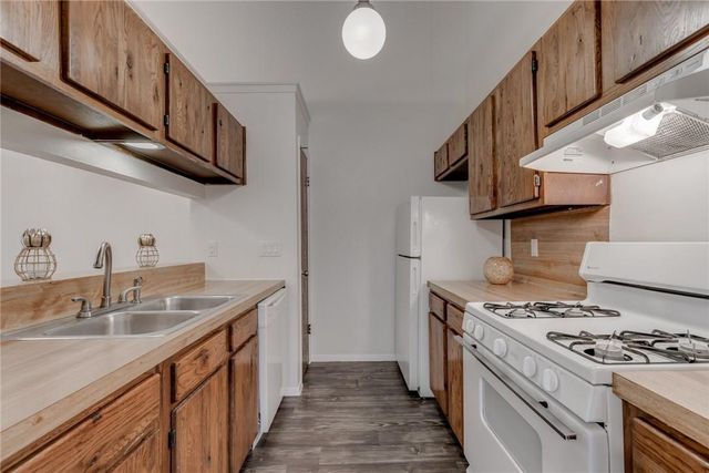 11405 Walnut Ridge DR Unit B, Austin, TX 78753