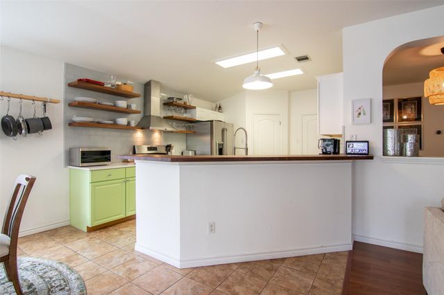 8901 Copano DR, Austin, TX 78749