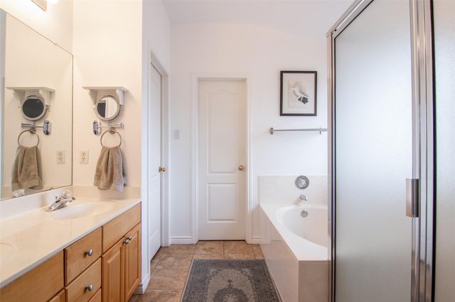 8901 Copano DR, Austin, TX 78749