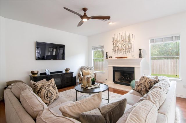 8901 Copano DR, Austin, TX 78749