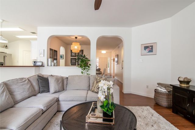 8901 Copano DR, Austin, TX 78749