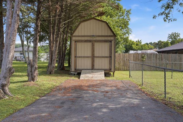 1901 NW Westside Drive, Cleveland, TN 37311