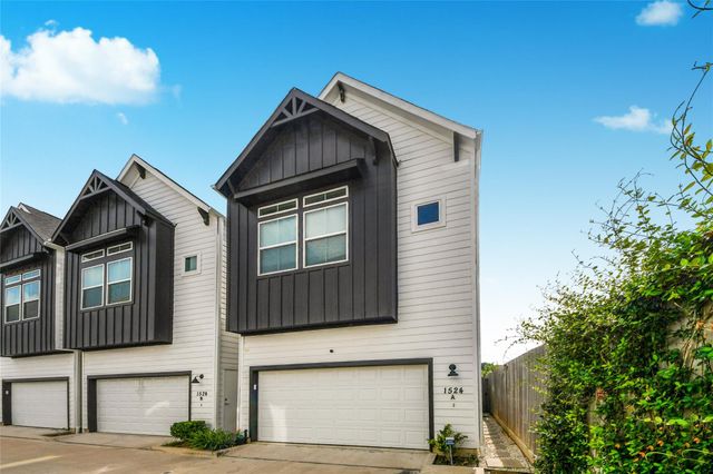 1524 Ojeman Road A, Houston, TX 77055