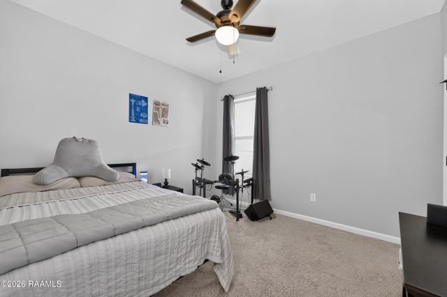 118 Alpine Meadows Lane, Lafayette, LA 70506
